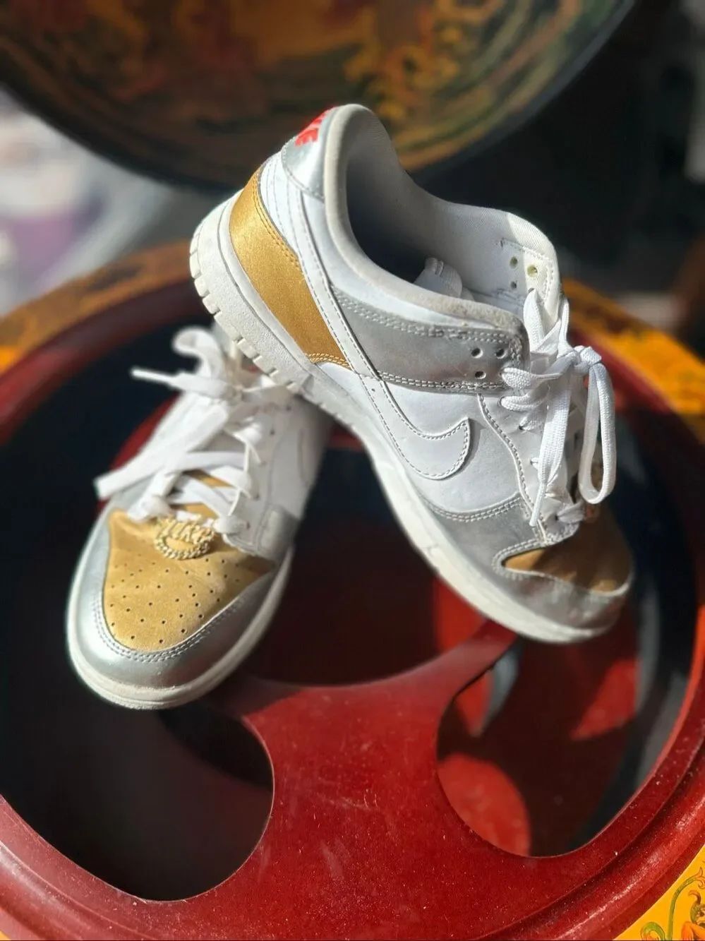 Nike Women's Low Top Dunk SE Silver + Gold